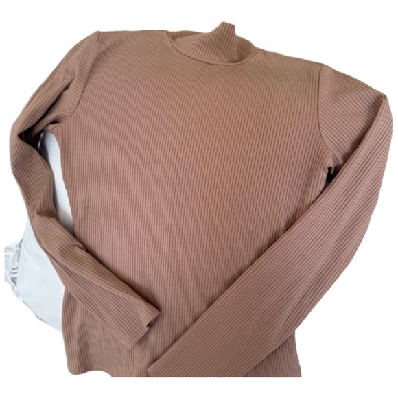 Reformation Ribbed Tan Long Sleeve Blouse - Picture 1 of 6